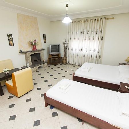 Vila 57 Hotel Tirana Szoba fotó