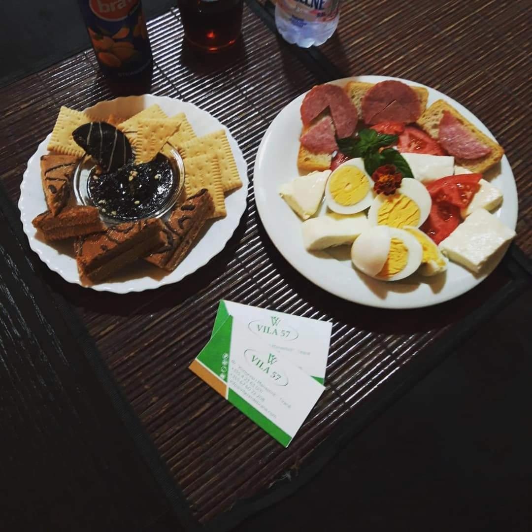 Vila 57 Hotel Tirana Kültér fotó